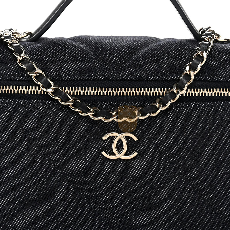 CHANEL MASTER DENIM QUILTED TOP HANDLE SLIM VANITY CASE WITH CHAIN DARK BLUE (19.5*17*5cm)